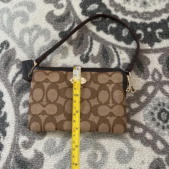 Coach Wristlet - Picture 2 of 9